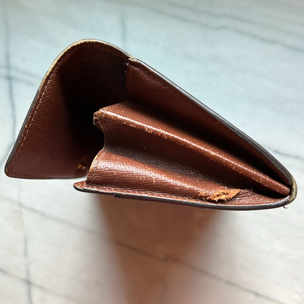 Louis Vuitton Monogram Long Wallet Pochette - Picture 7 of 10